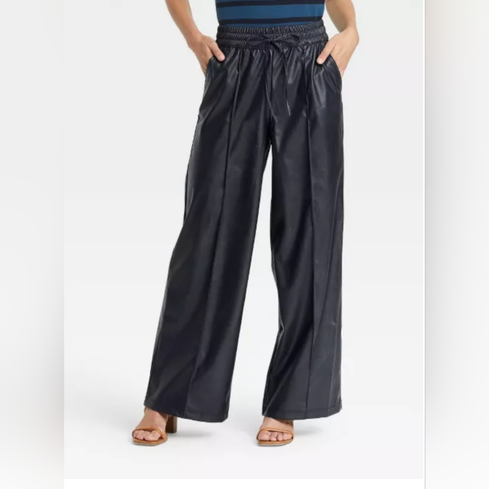 PRICE DROP!~WHO WHAT WEAR Womens Mid-Rise Faux Leather Wide Leg Jogger Pants